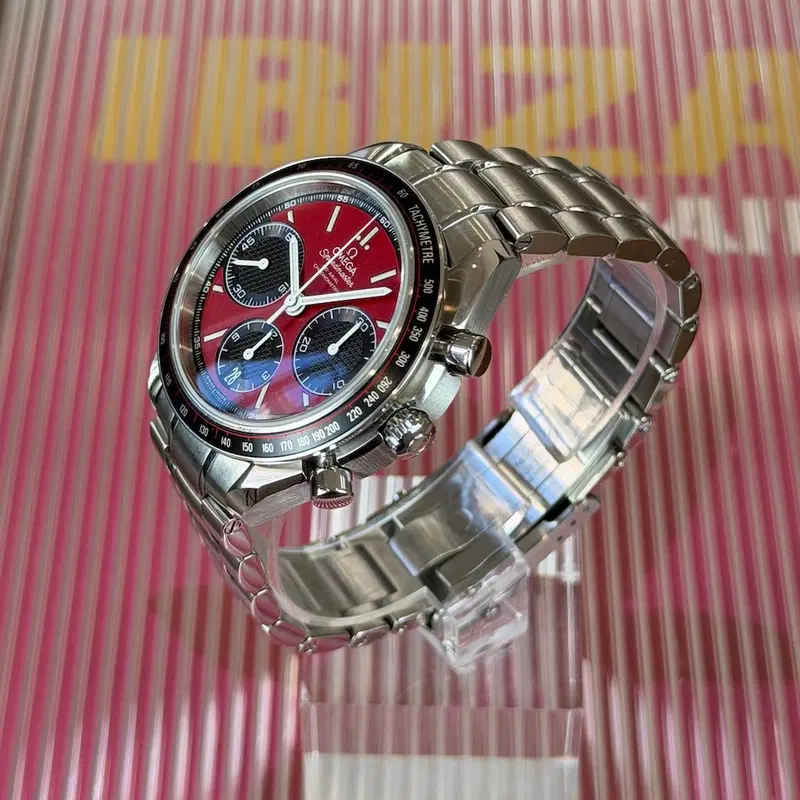 Omega Speedmaster Racing. 326.30.40.50.11.001