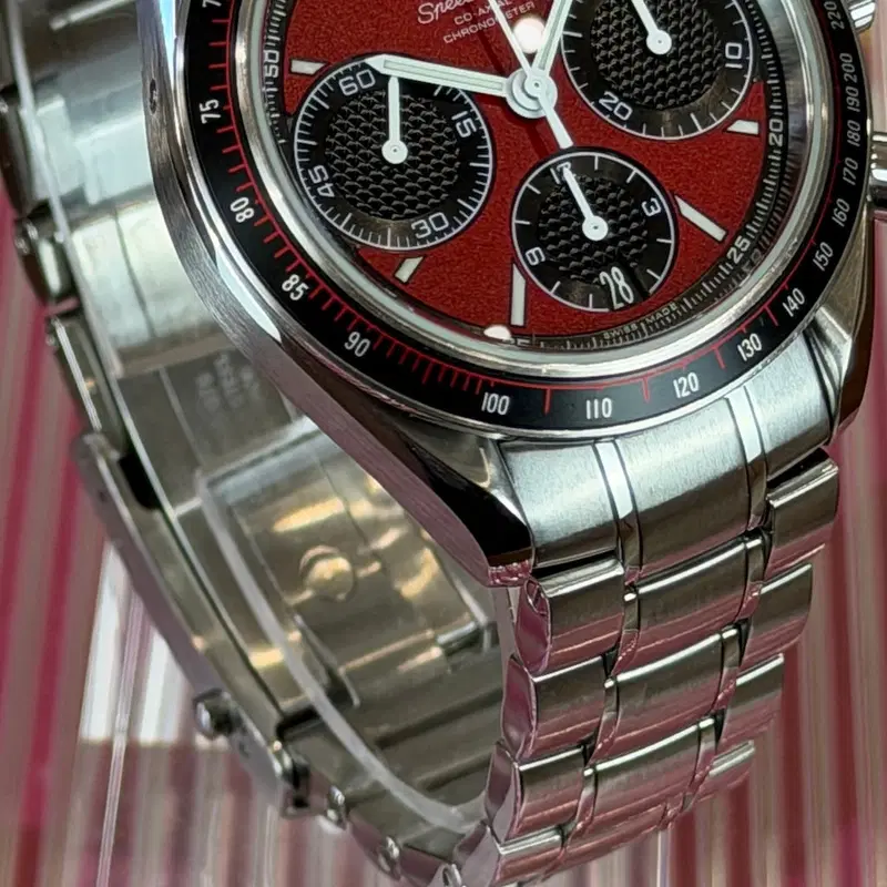 Omega Speedmaster Racing. 326.30.40.50.11.001