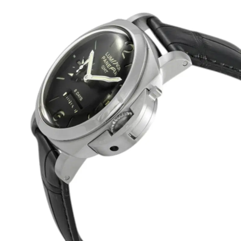 Panerai Luminor 1950 8 Days GMT. PAM00233