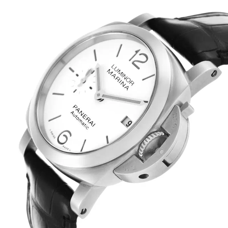 Panerai Luminor Marina Quaranta. PAM01371