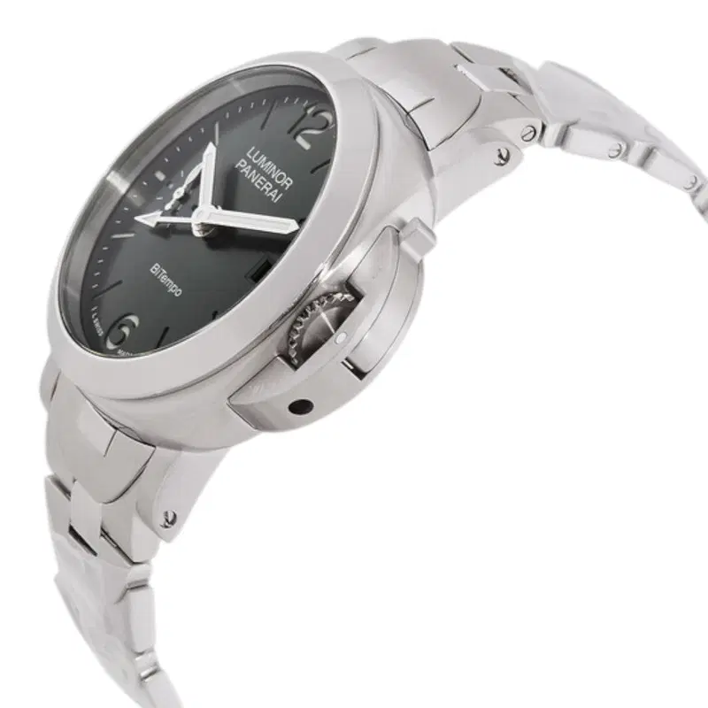 Panerai Luminor Quaranta BiTempo. PAM01640