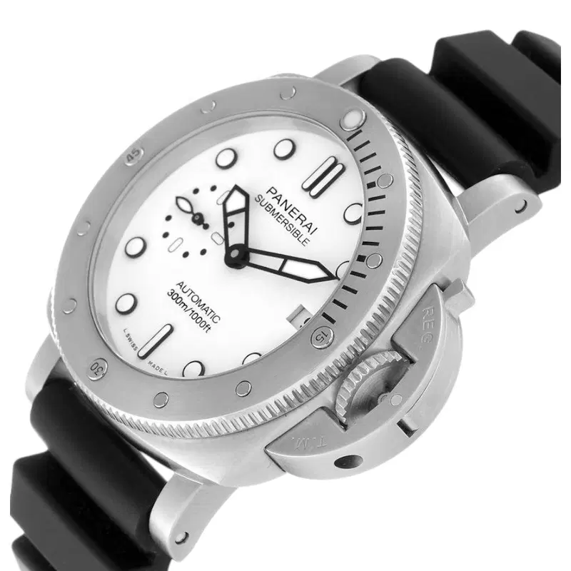 Panerai Submersible. PAM01223