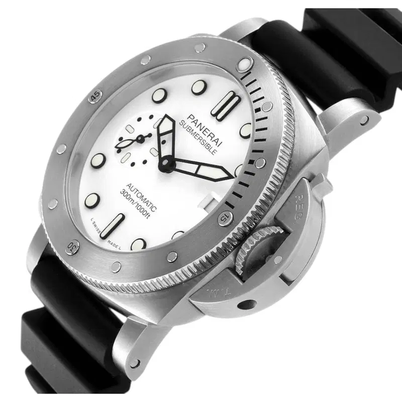 Panerai Submersible. PAM01590