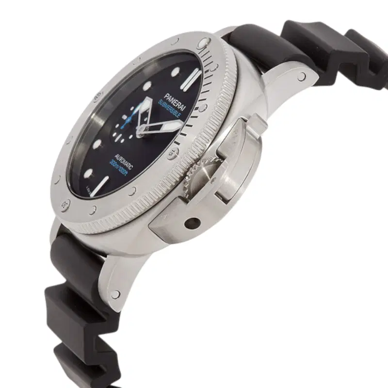 Panerai Submersible. PAM02973