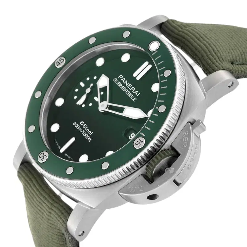 Panerai Submersible QuarantaQuattro. PAM01287