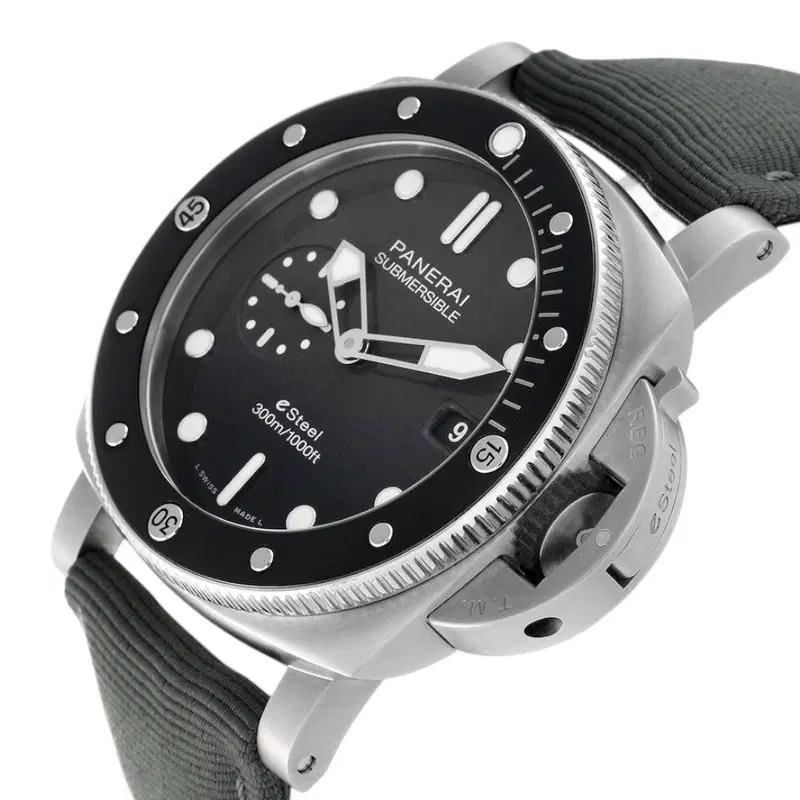 Panerai Submersible QuarantaQuattro. PAM01288