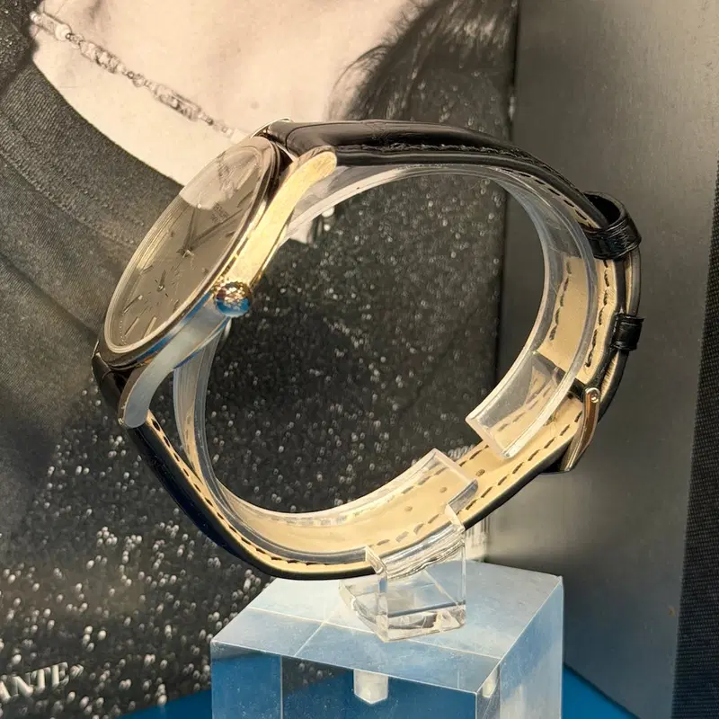 Patek Philippe Calatrava. 5196G-001
