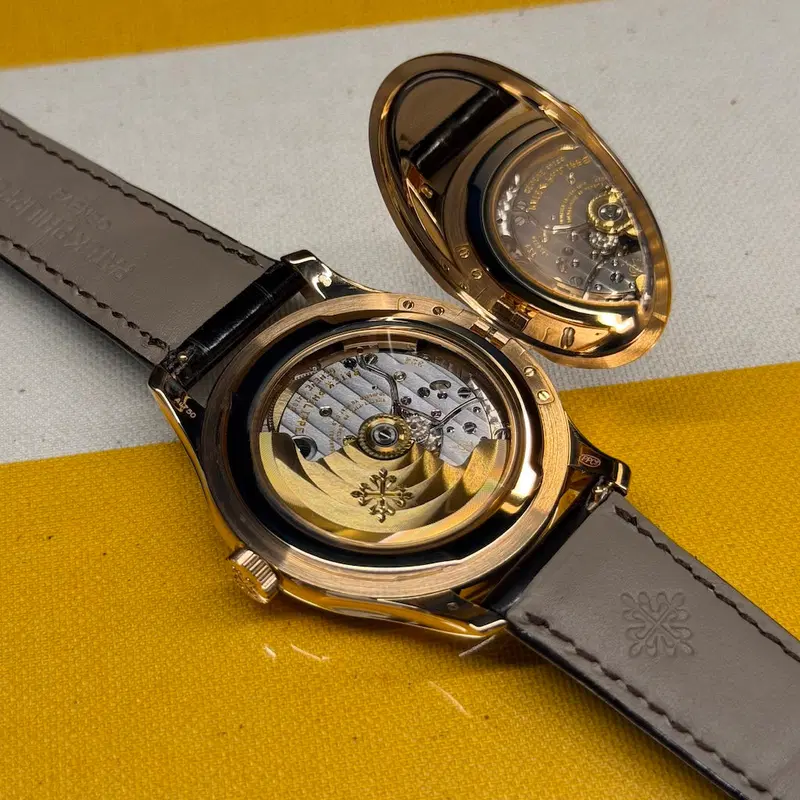 Patek Philippe Calatrava. 5227R-001