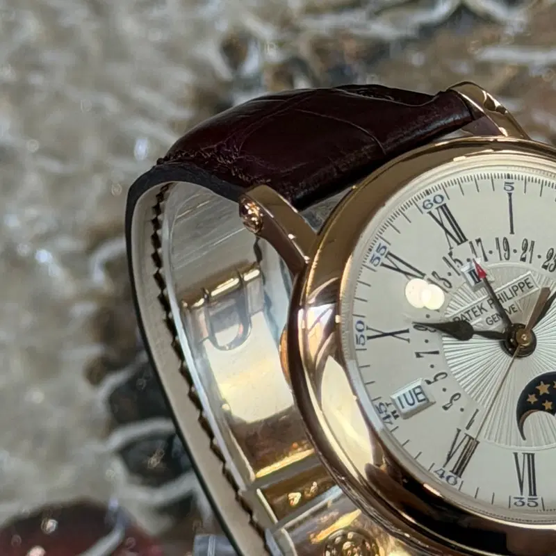 Patek Philippe Perpetual Calendar Retrograde. 5159R-001
