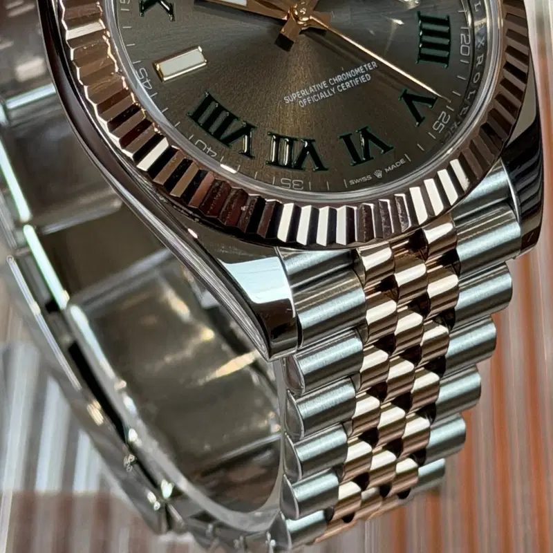 Rolex Datejust 41mm Steel/Gold "Wimbledon". 126331