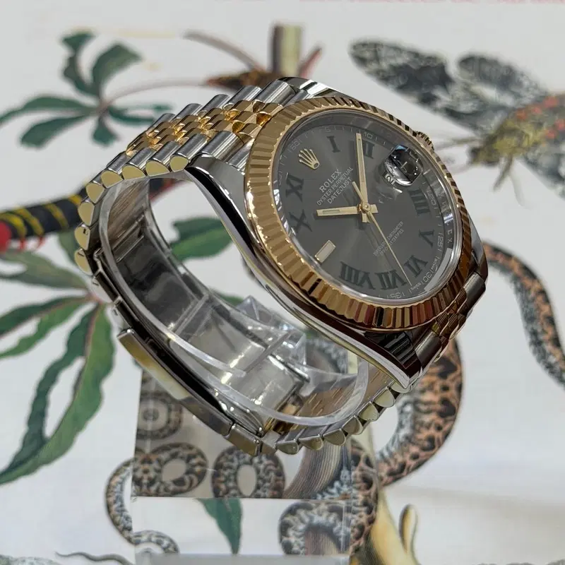 Rolex Datejust 41mm Steel/Gold "Wimbledon". 126333