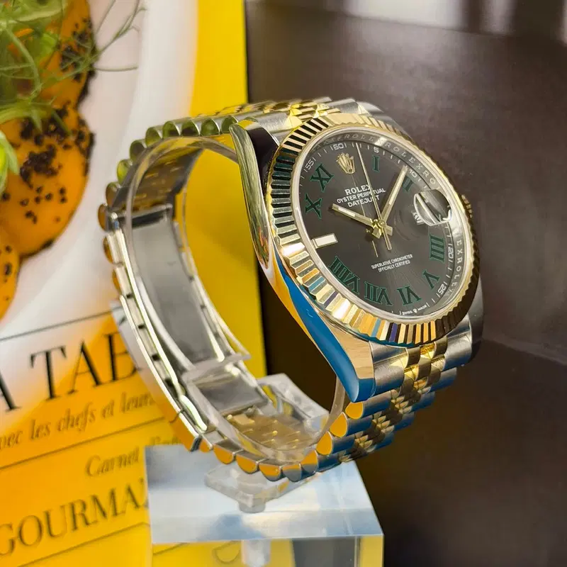 Rolex Datejust 41mm Steel/Gold "Wimbledon". 126333