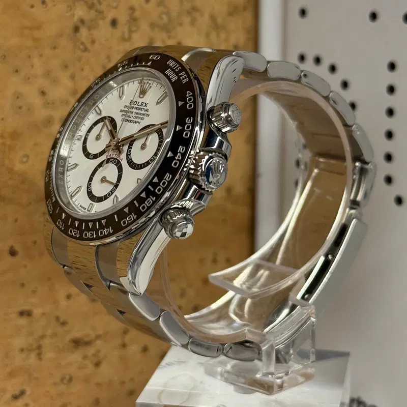 Rolex Daytona "Panda". 126500LN