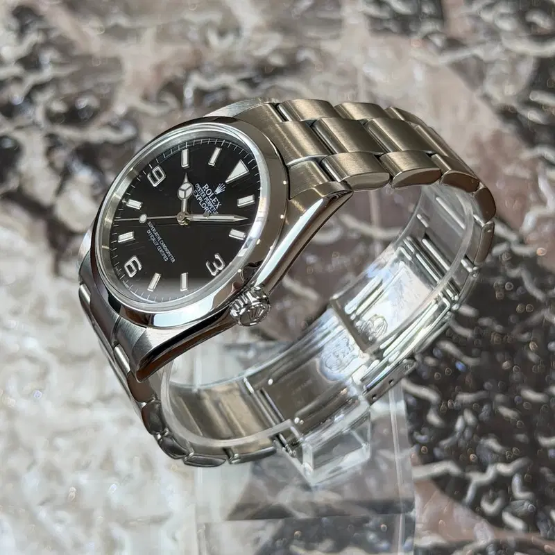 Rolex Explorer 36mm. 114270