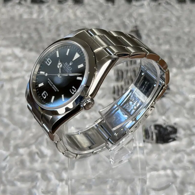 Rolex Explorer 36mm. 114270