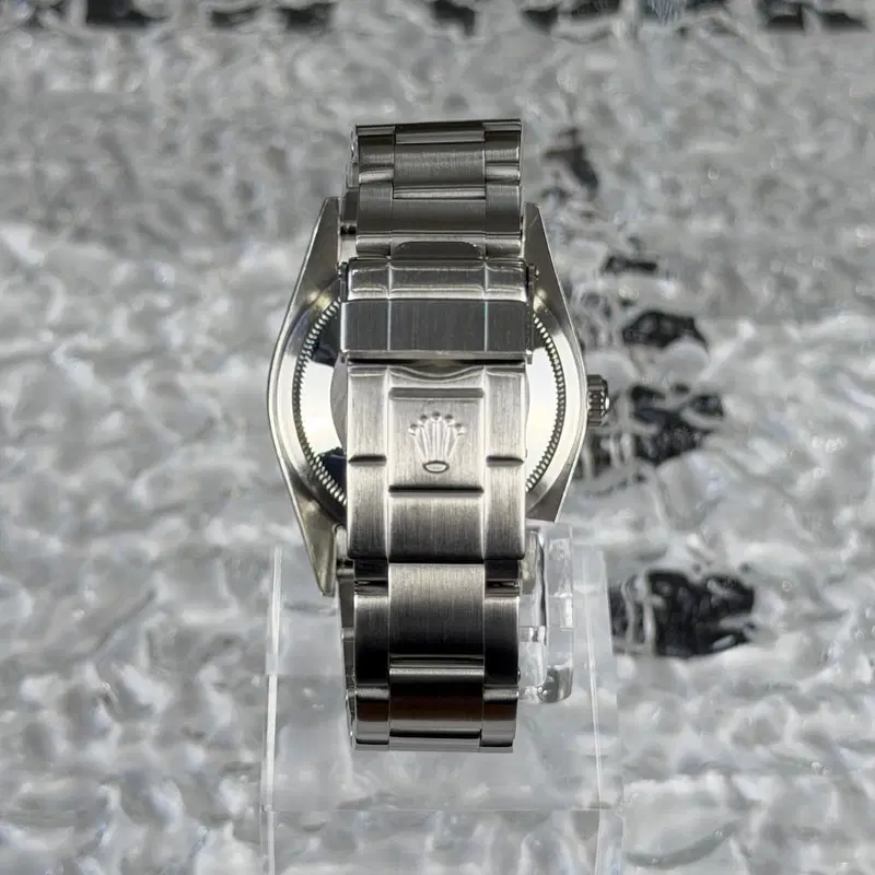 Rolex Explorer 36mm. 114270