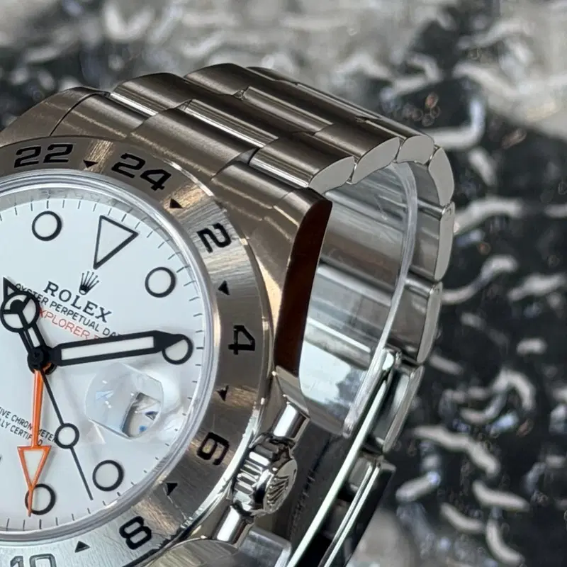 Rolex Explorer II Polar. 226570