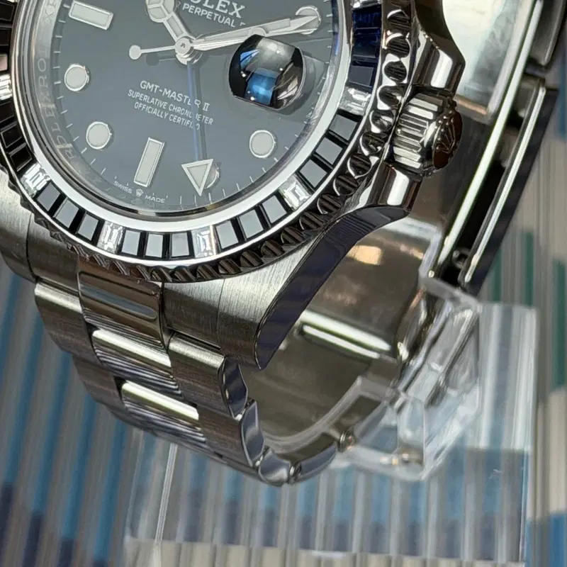 Rolex GMT-Master II "Batman" Custom. 126710BLNR