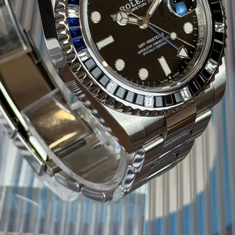 Rolex GMT-Master II "Batman" Custom. 126710BLNR