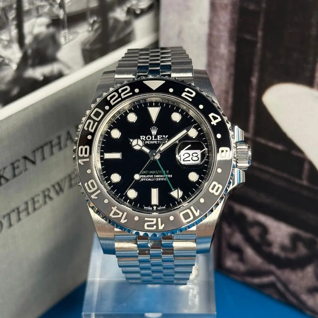 Rolex GMT-Master II "Bruce Wayne". 126710GRNR