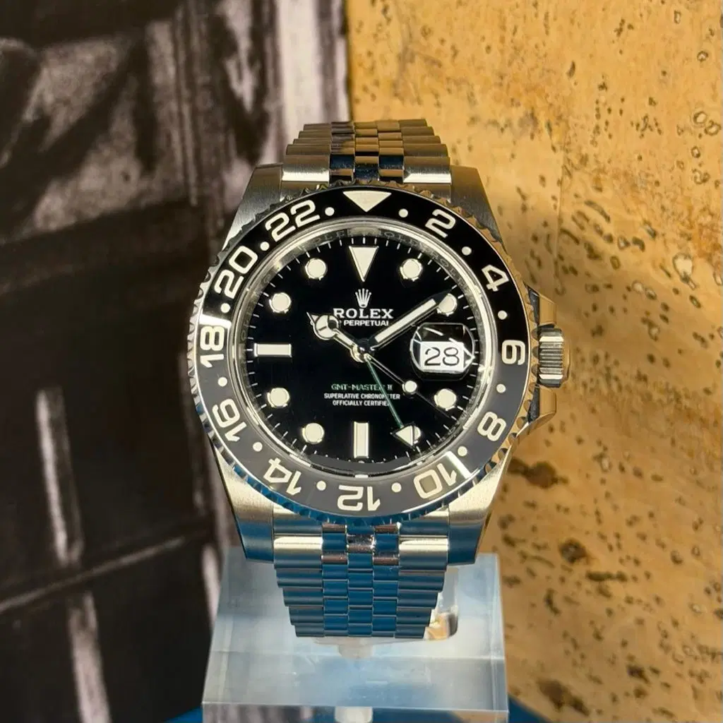 Rolex GMT-Master II "Bruce Wayne". 126710GRNR