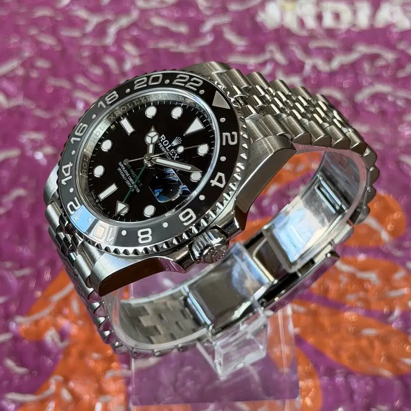 Rolex GMT-Master II "Bruce Wayne". 126710GRNR