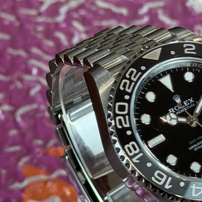 Rolex GMT-Master II "Bruce Wayne". 126710GRNR