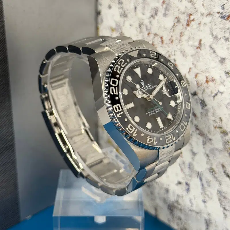 Rolex GMT-Master II "Bruce Wayne". 126710GRNR