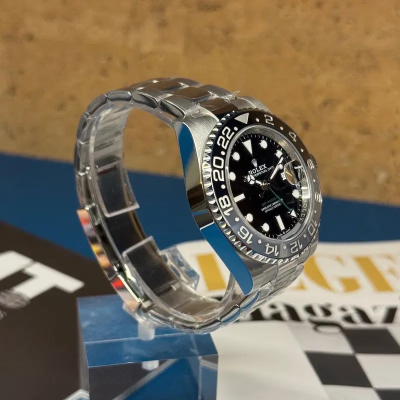 Rolex GMT-Master II "Bruce Wayne". 126710GRNR