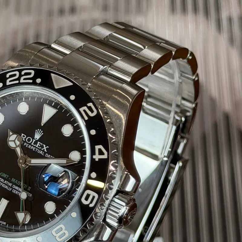 Rolex GMT-Master II. 116710LN
