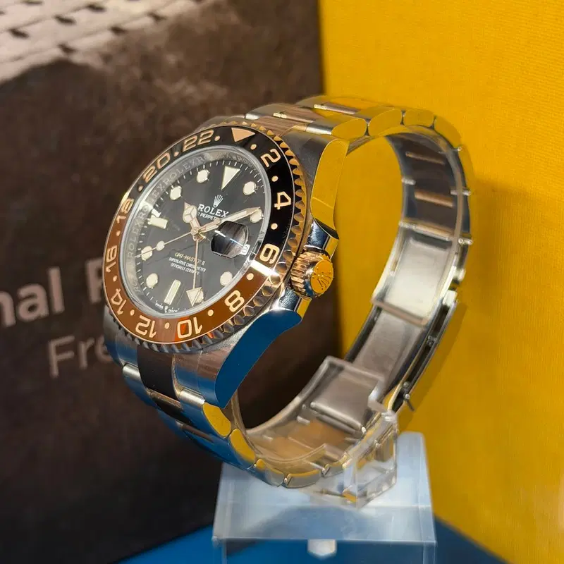 Rolex GMT-Master II "Rootbeer". 126711CHNR