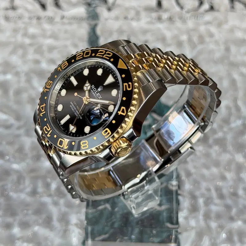 Rolex GMT-Master II "Zombie". 126713GRNR
