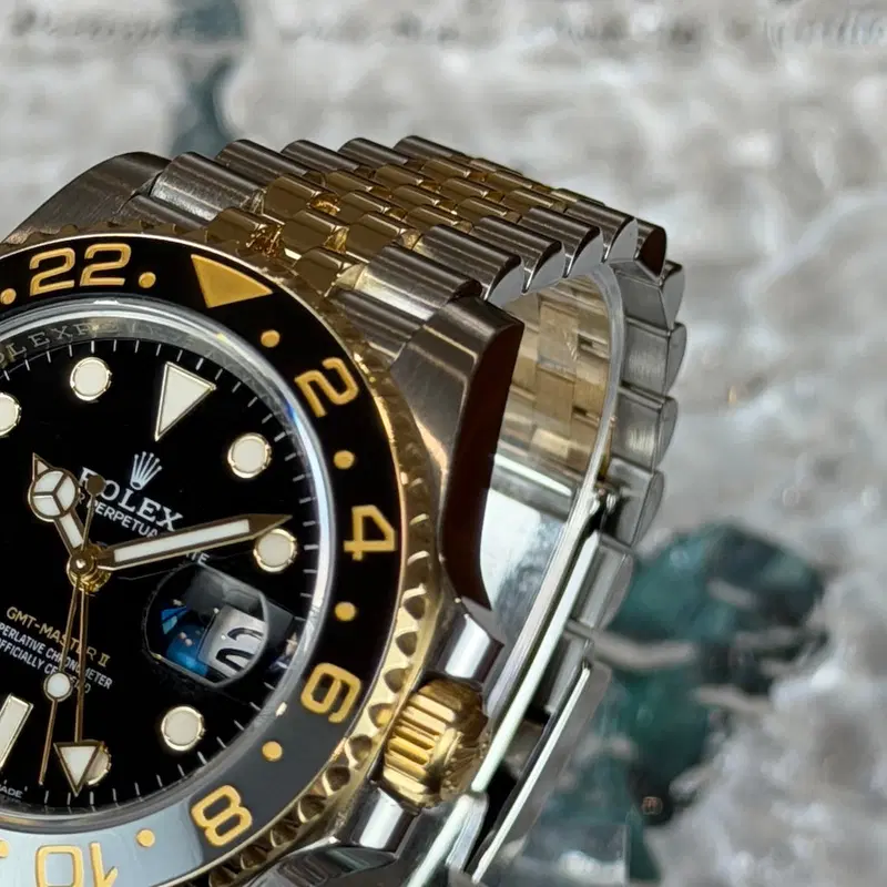 Rolex GMT-Master II "Zombie". 126713GRNR