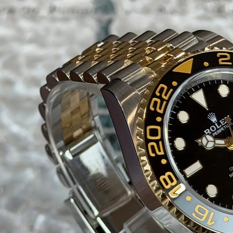Rolex GMT-Master II "Zombie". 126713GRNR