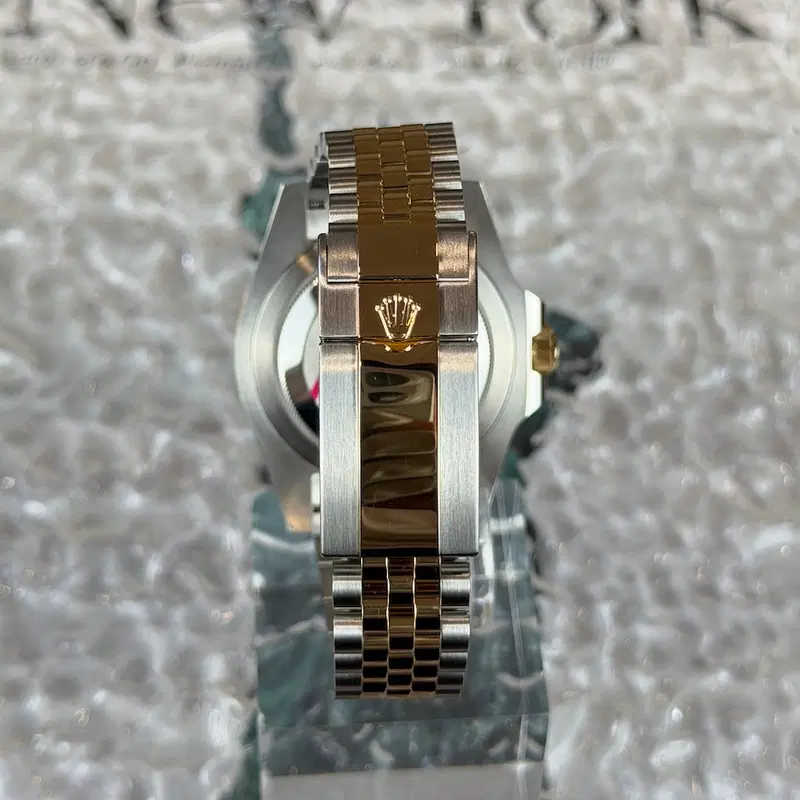 Rolex GMT-Master II "Zombie". 126713GRNR