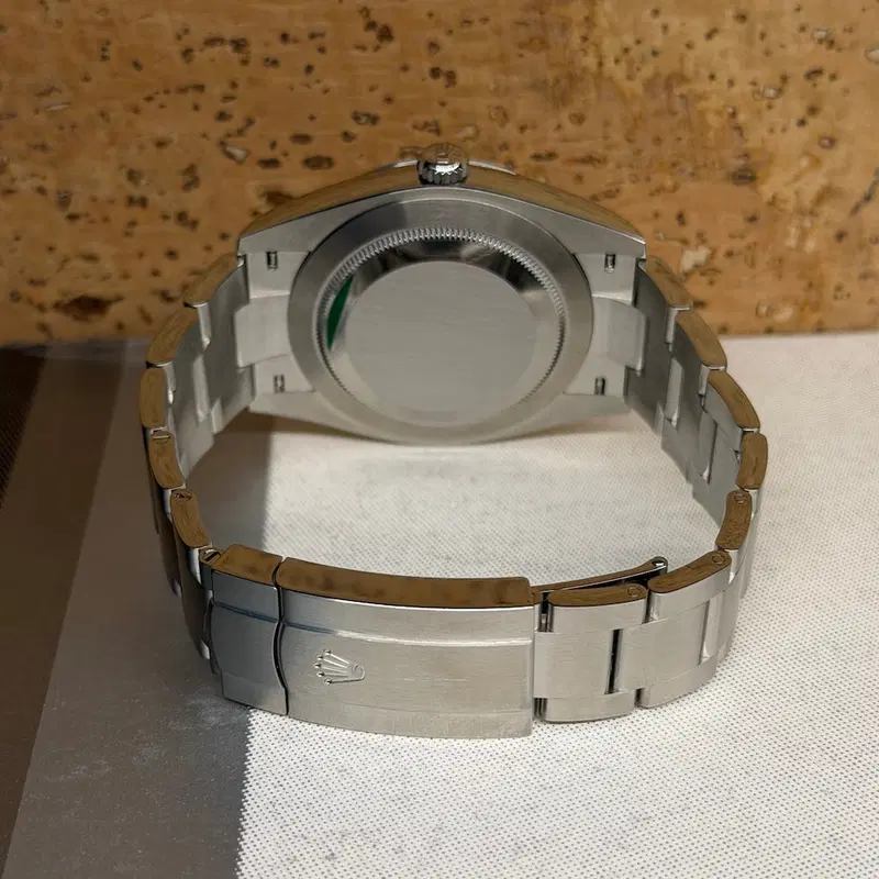 Rolex Oyster Perpetual 41mm. 124300