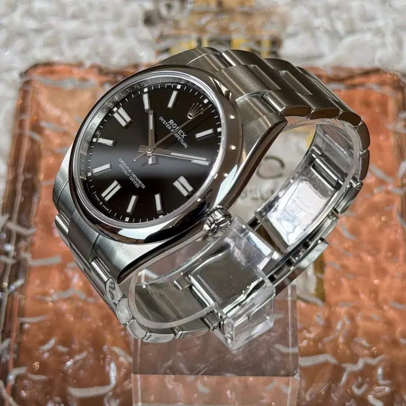 Rolex Oyster Perpetual 41mm. 124300