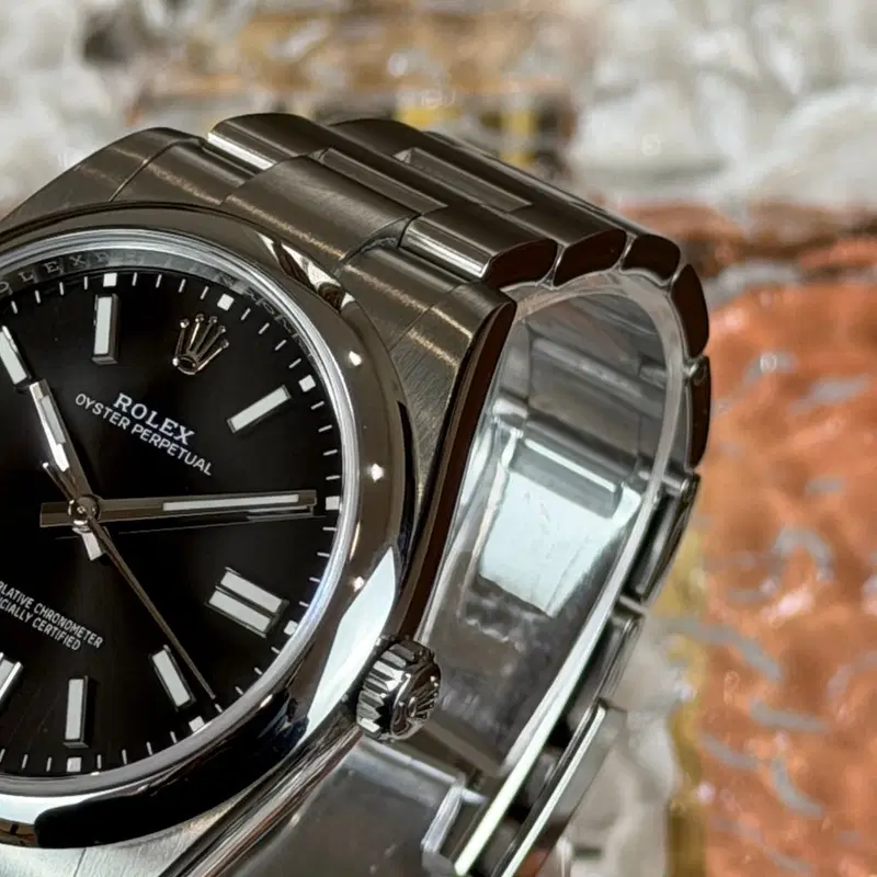 Rolex Oyster Perpetual 41mm. 124300