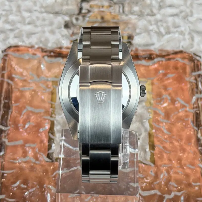 Rolex Oyster Perpetual 41mm. 124300