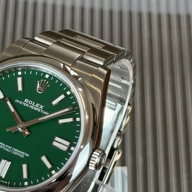 Rolex Oyster Perpetual 41mm. 124300