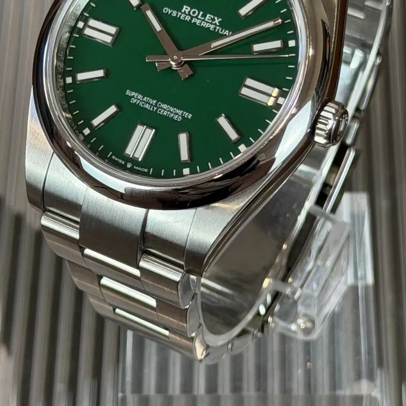 Rolex Oyster Perpetual 41mm. 124300