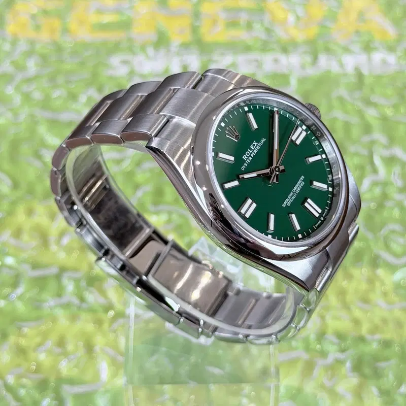 Rolex Oyster Perpetual 41mm. 124300