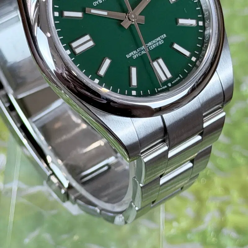 Rolex Oyster Perpetual 41mm. 124300
