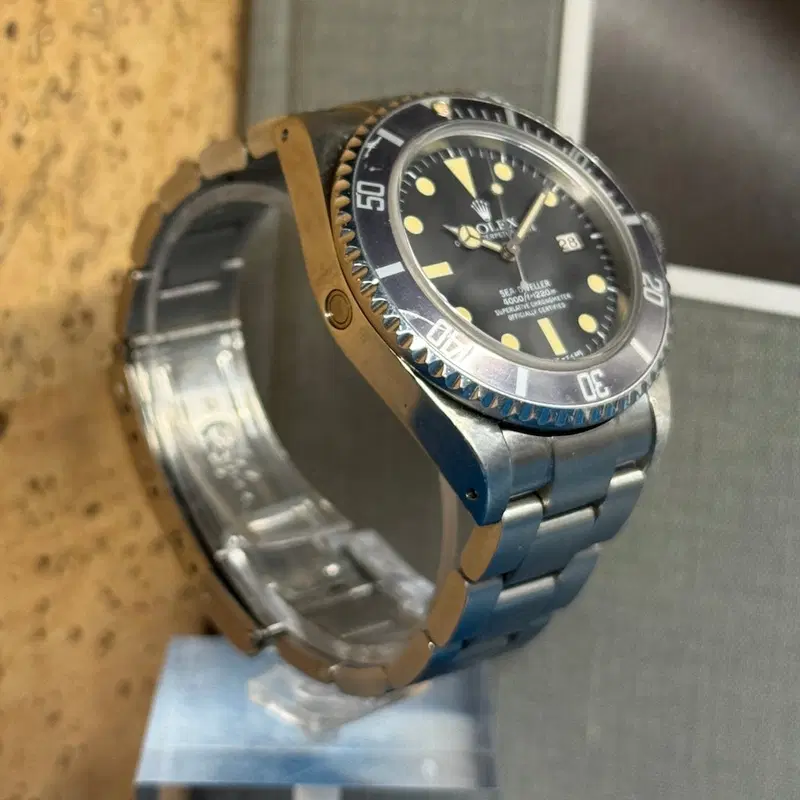 Rolex Sea-Dweller. 16660