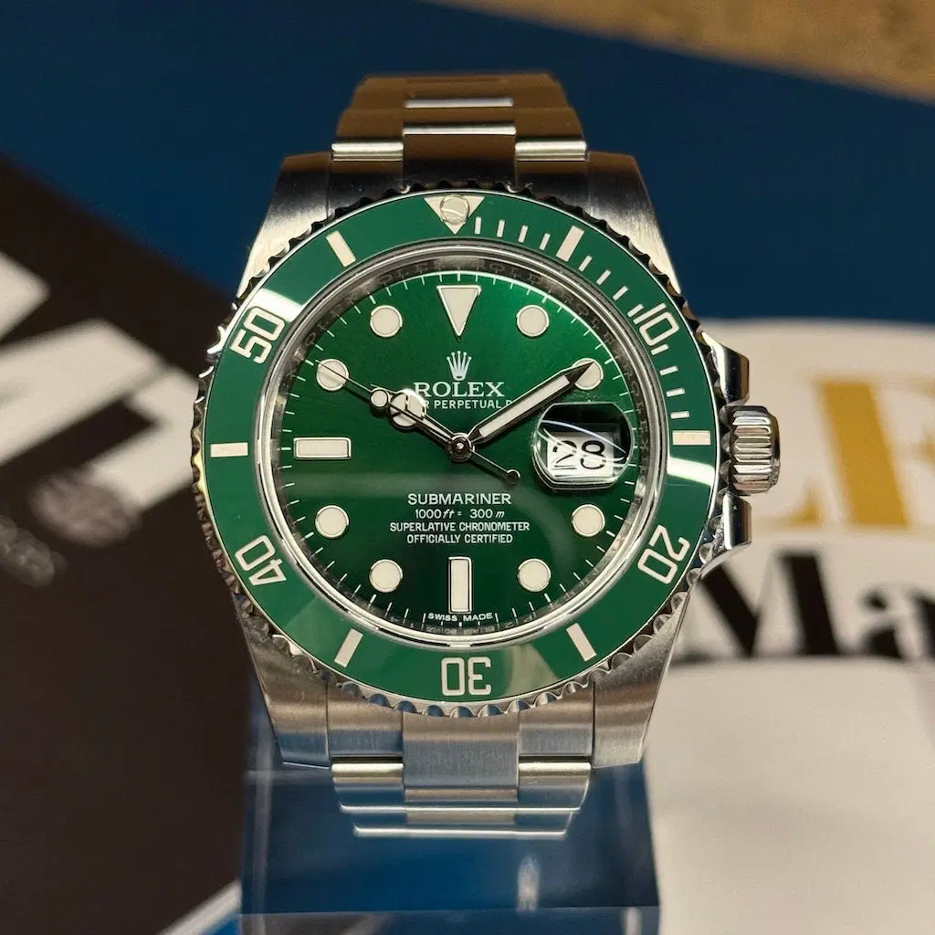 Rolex Submariner "Hulk". 116610LV