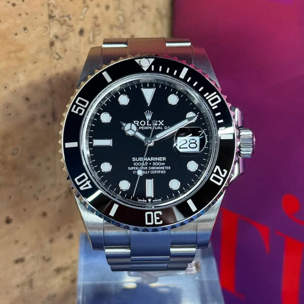 Rolex Submariner Date. 126610LN