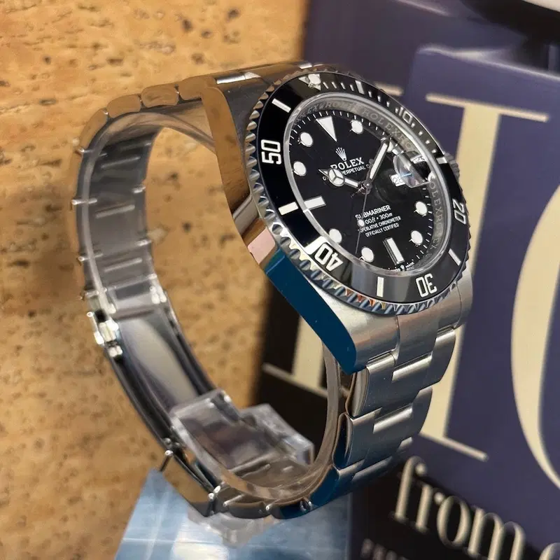 Rolex Submariner Date. 126610LN