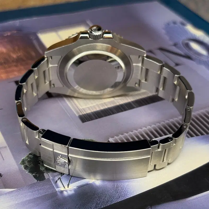 Rolex Submariner Date. 126610LN