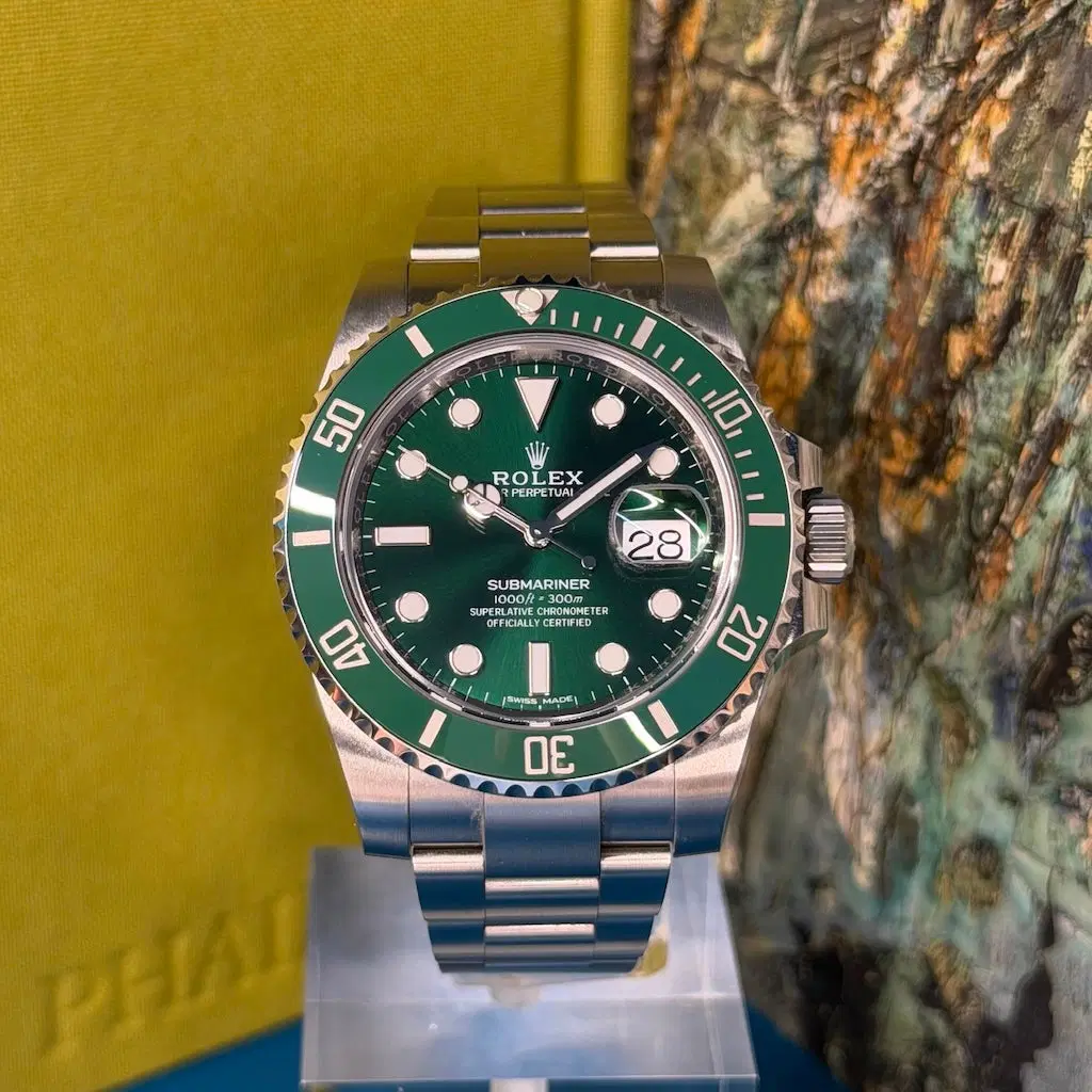 Rolex Submariner "Hulk". 116610LV
