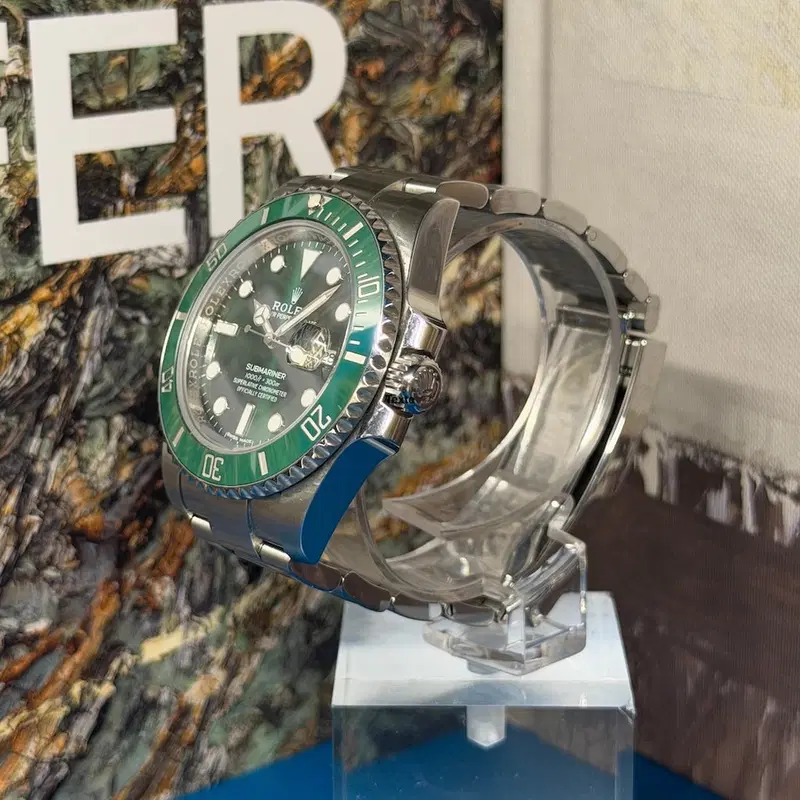 Rolex Submariner "Hulk". 116610LV